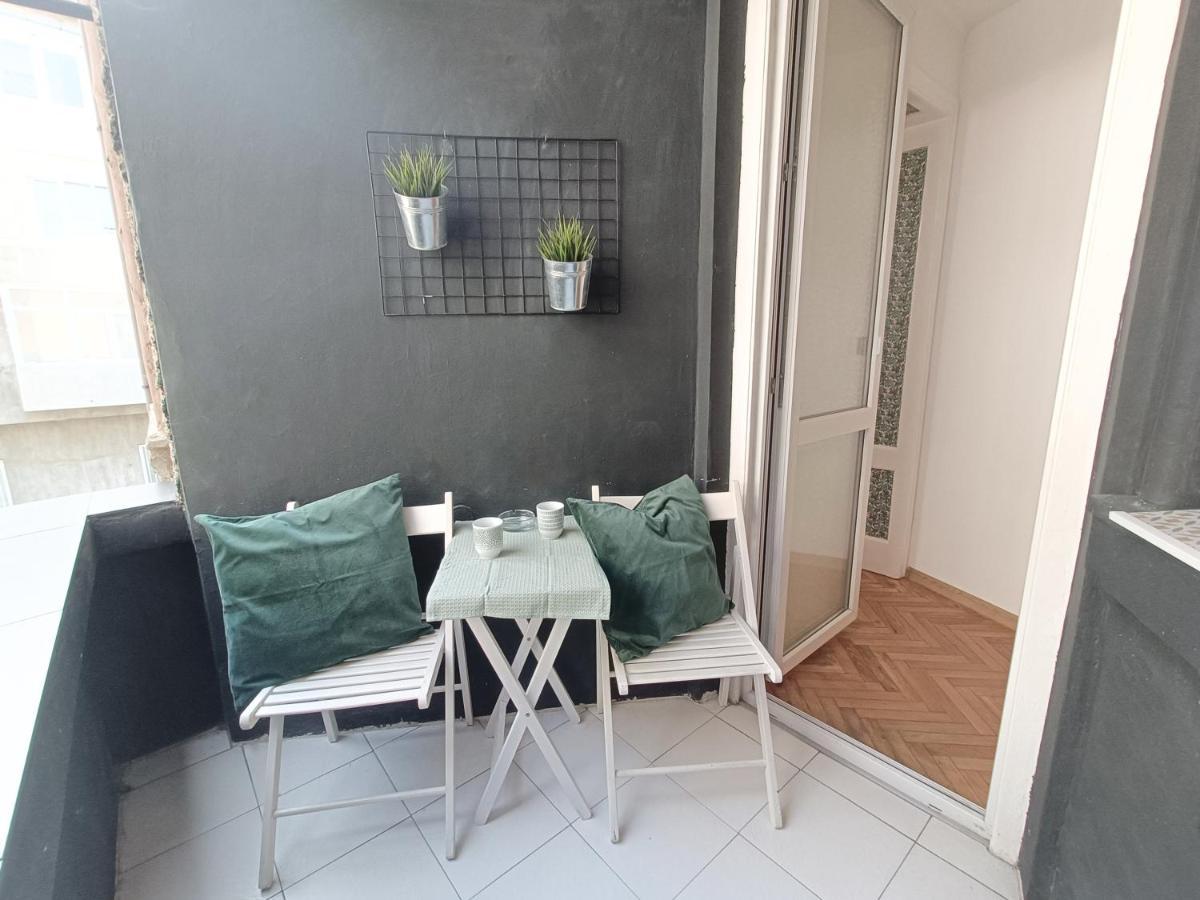 Apartment Balabanov Βάρνα Εξωτερικό φωτογραφία